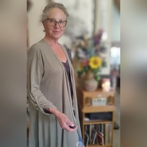 Grey lightweight duster